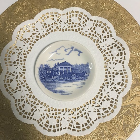 Vintage WOODS & SONS Upper Canada Village Plate - Picture 1 of 4